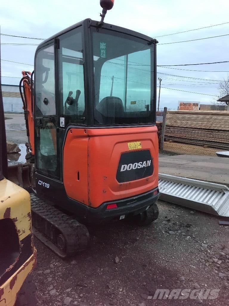 Doosan DX 19 Minigravemaskiner