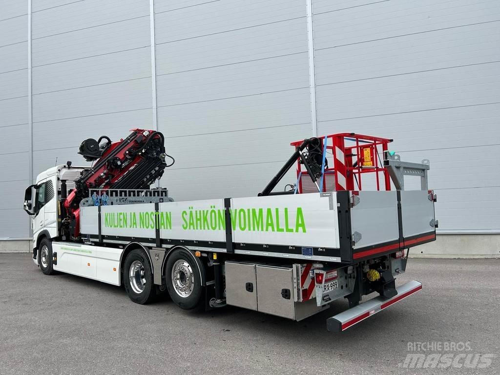 Volvo FM ELECTRIC Lastbil med kran
