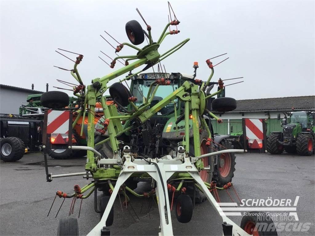 CLAAS VOLTO 800 T River og høvendere