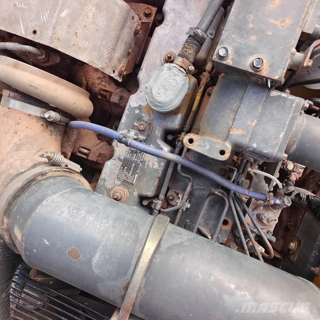 Komatsu PC 300 Gravemaskiner på larvebånd