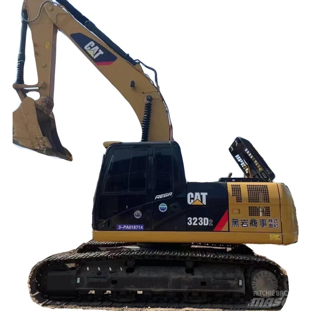 CAT 323 D Gravemaskiner på larvebånd