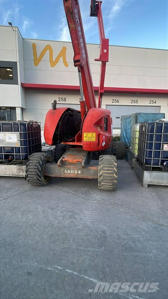 JLG 450 AJS II Bomlifte med knækarm