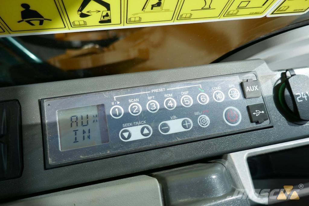 CAT 352 Gravemaskiner på larvebånd