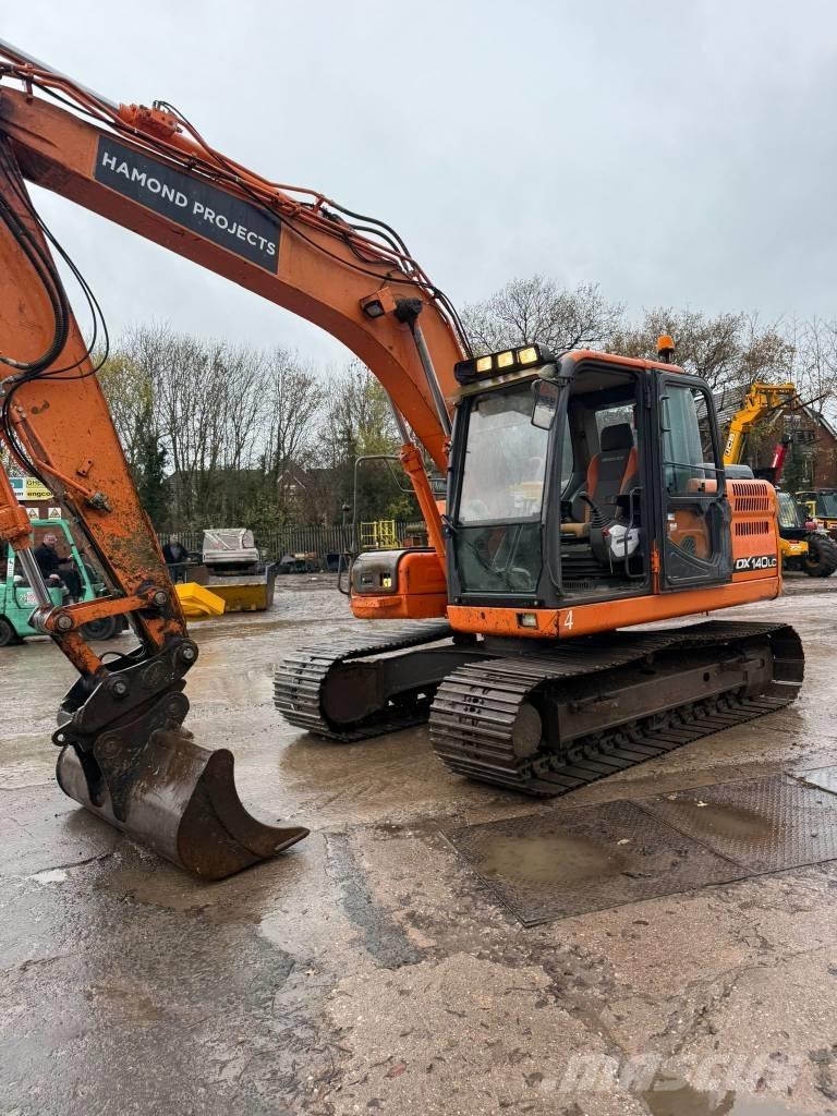 Doosan DX 140 Gravemaskiner på larvebånd