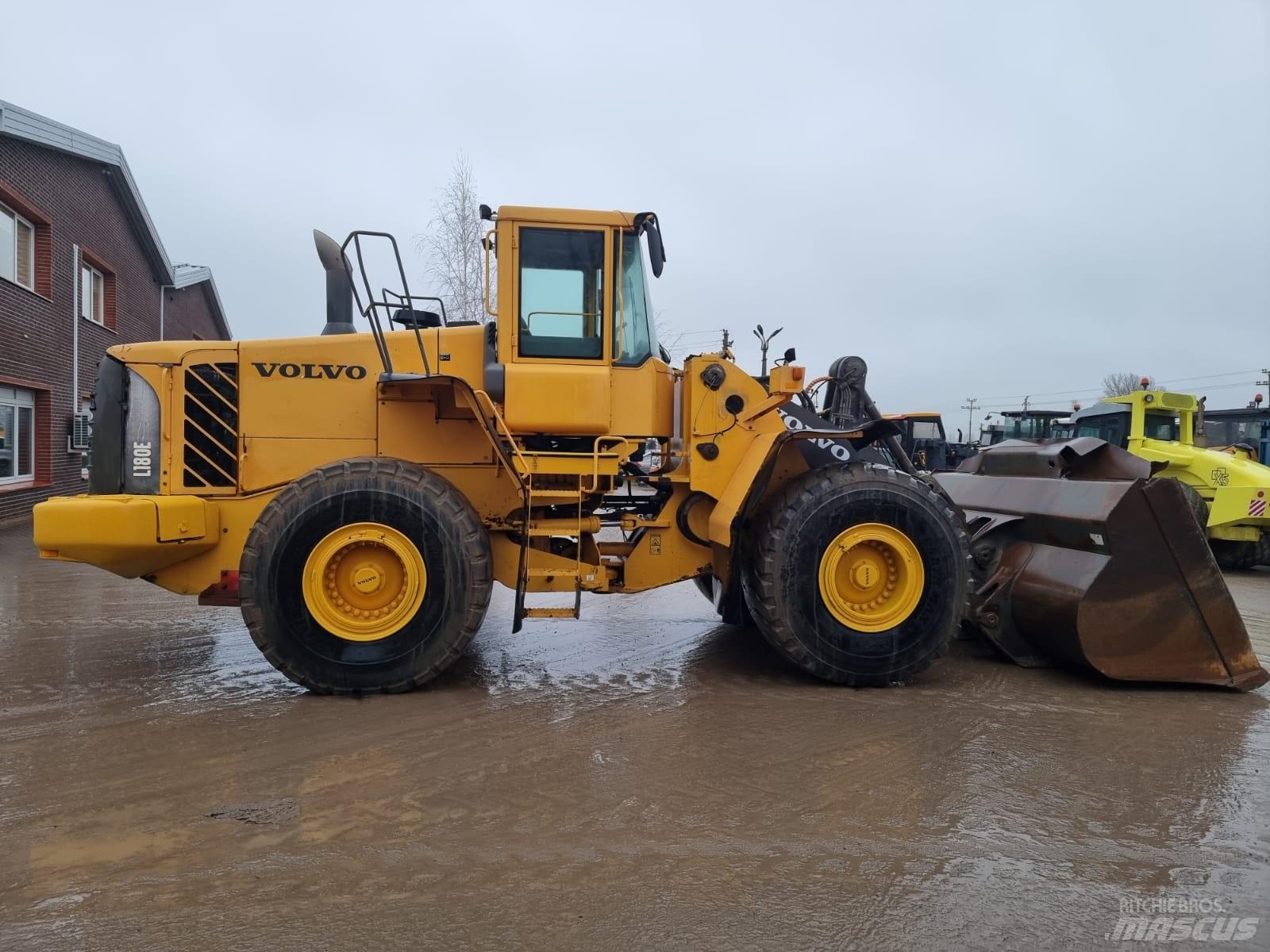 Volvo L180 E Læssemaskiner på hjul