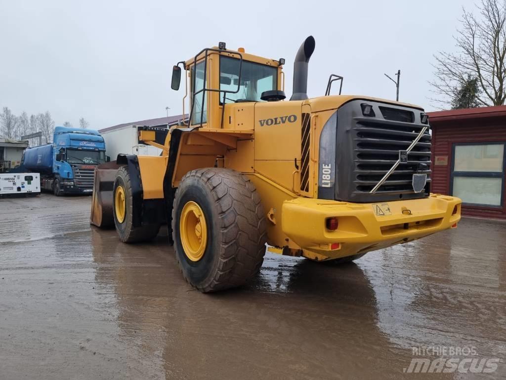 Volvo L180 E Læssemaskiner på hjul