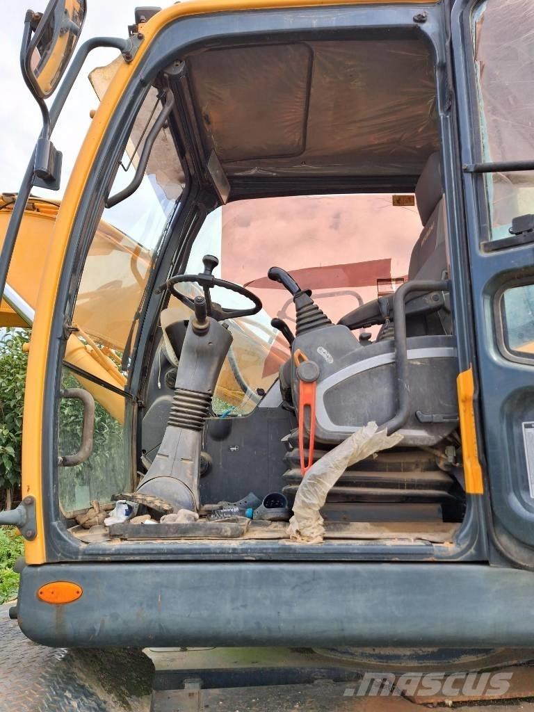 Hyundai Robex 140 W Gravemaskiner på hjul
