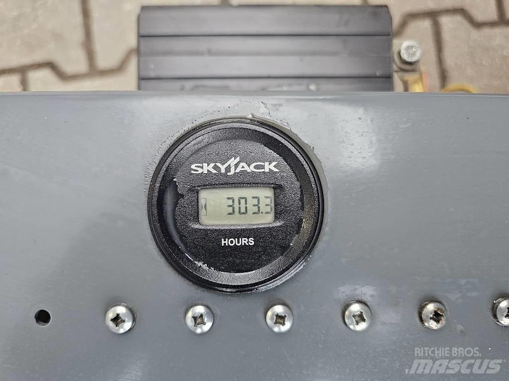 SkyJack SJ III4632 Saxlifte