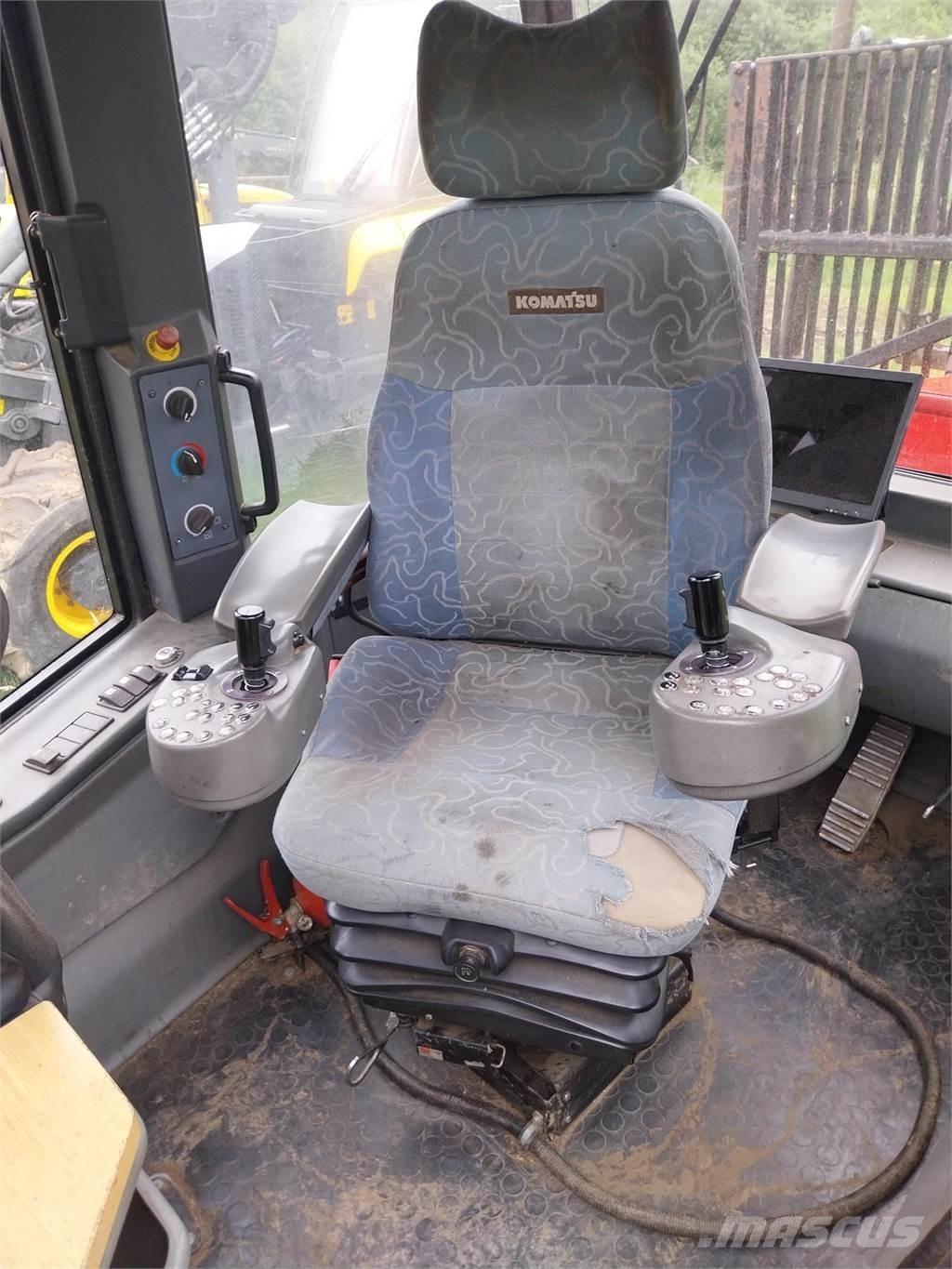 Komatsu 860.4 Udkørselsmaskiner