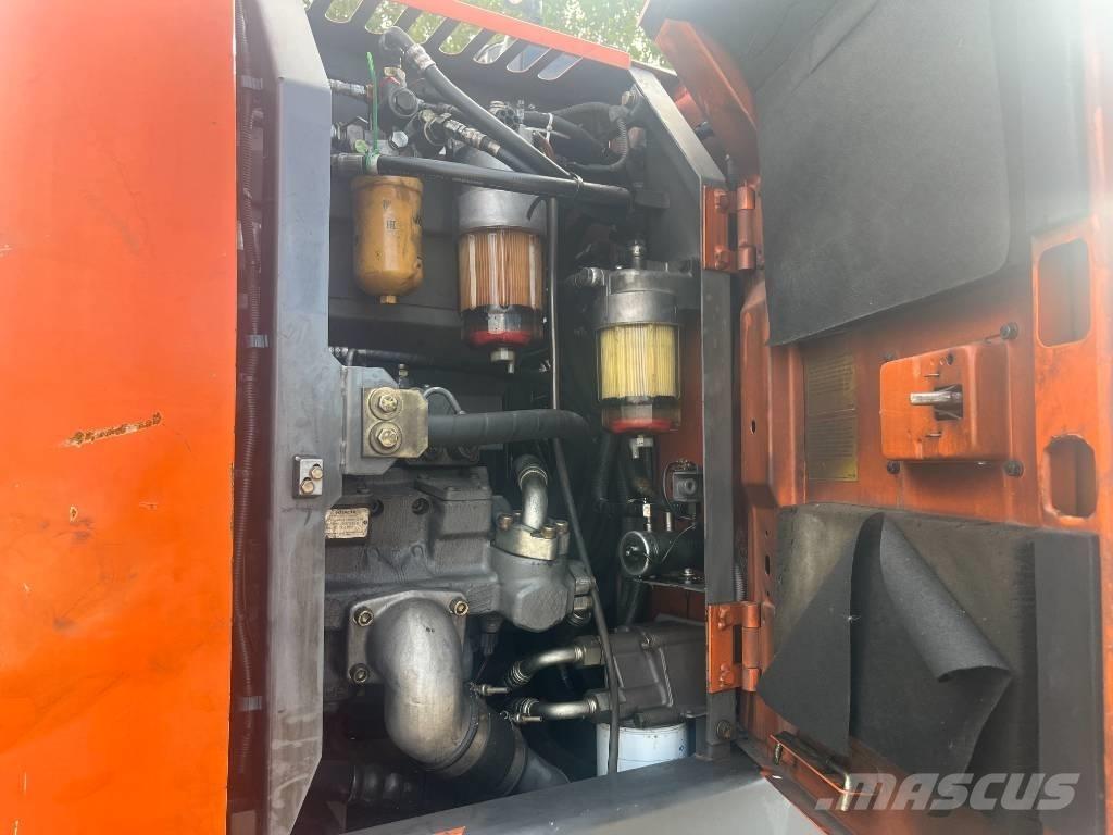 Hitachi ZX 145 W-3 Gravemaskiner på hjul