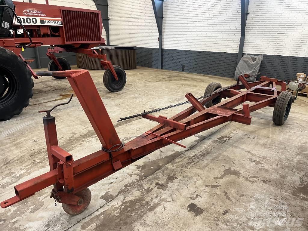 Hesston 8100 Skårlæggerer