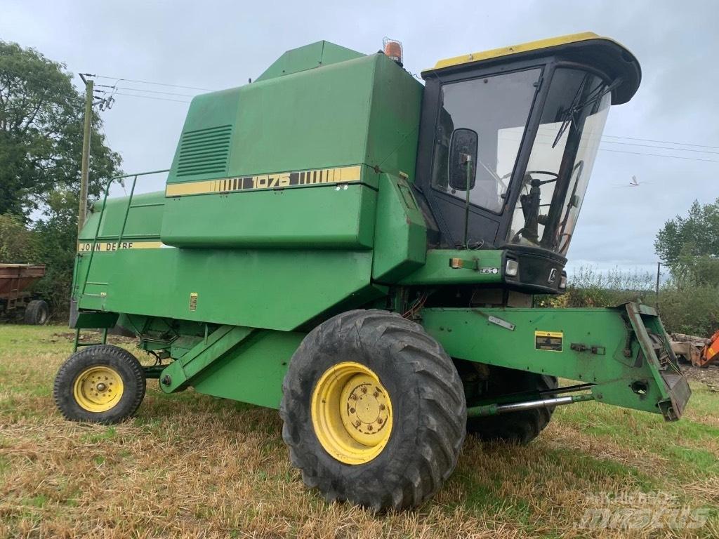 New Holland 1075 Mejetærskere