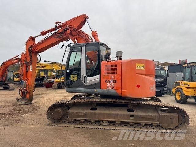 Hitachi ZX 225 US LC Gravemaskiner på larvebånd