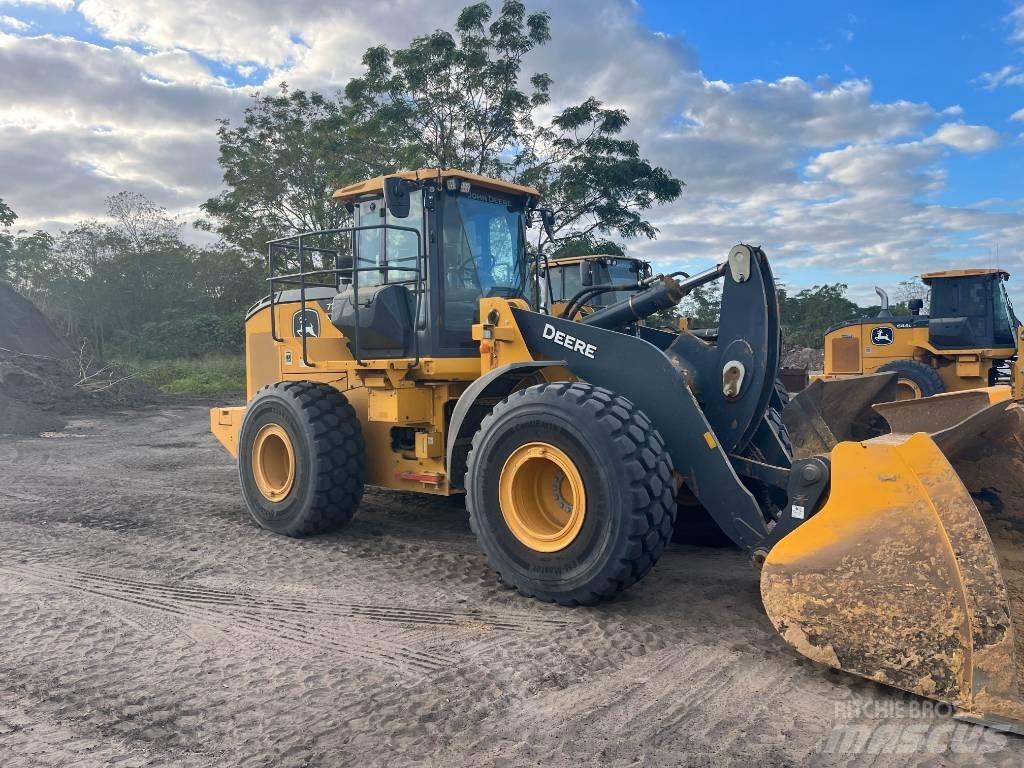 DEERE 724P Læssemaskiner på hjul