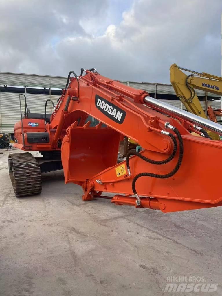 Doosan DX300LC-9C Gravemaskiner på larvebånd
