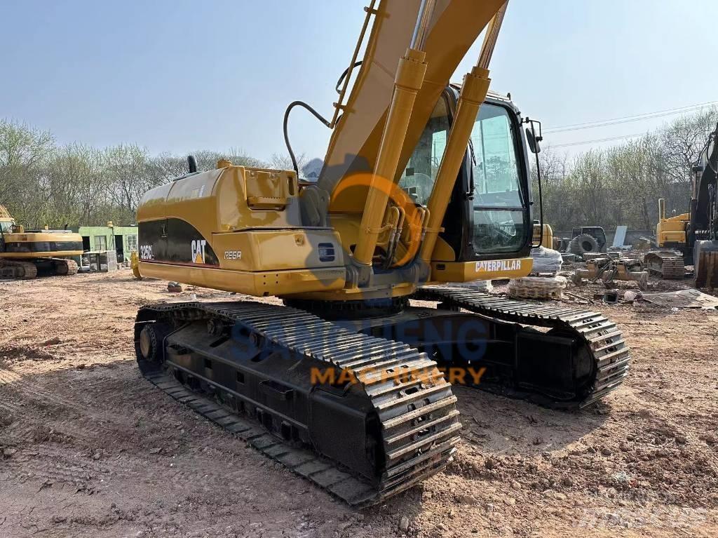 CAT 325 CL Gravemaskiner på larvebånd