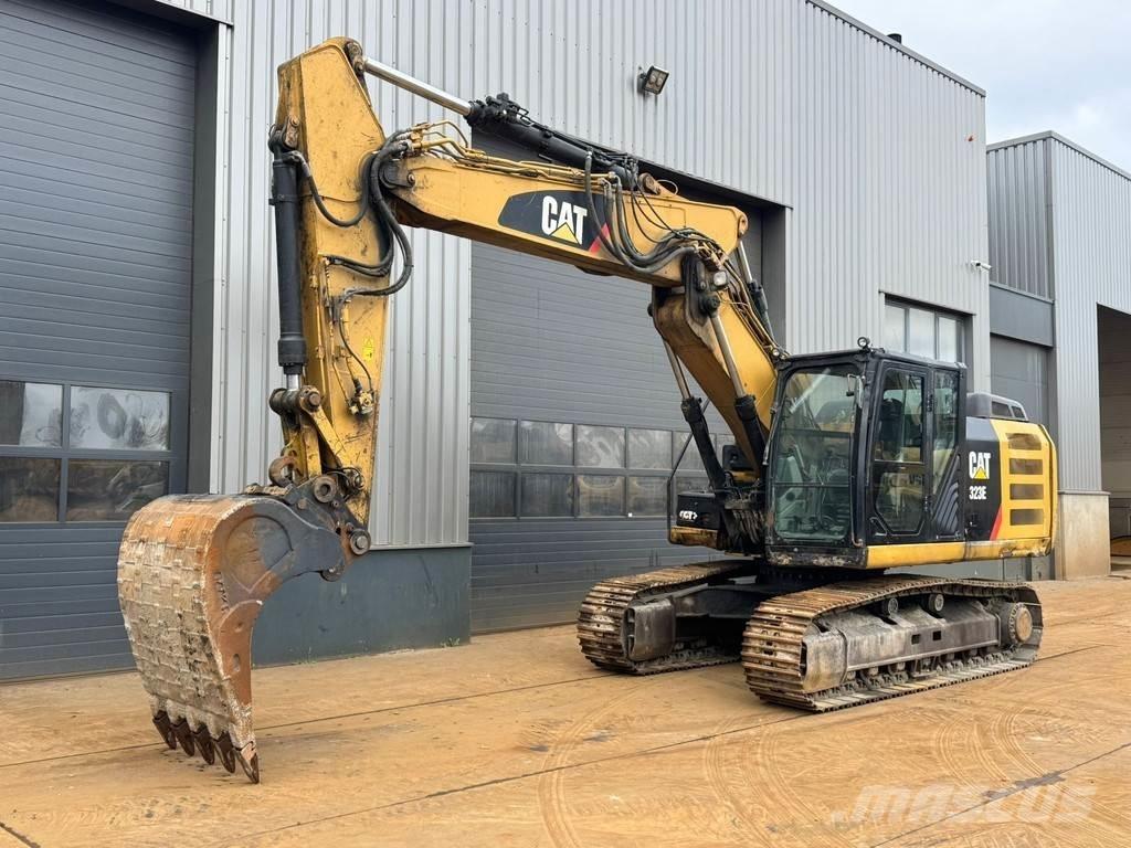 CAT 323E Gravemaskiner på larvebånd