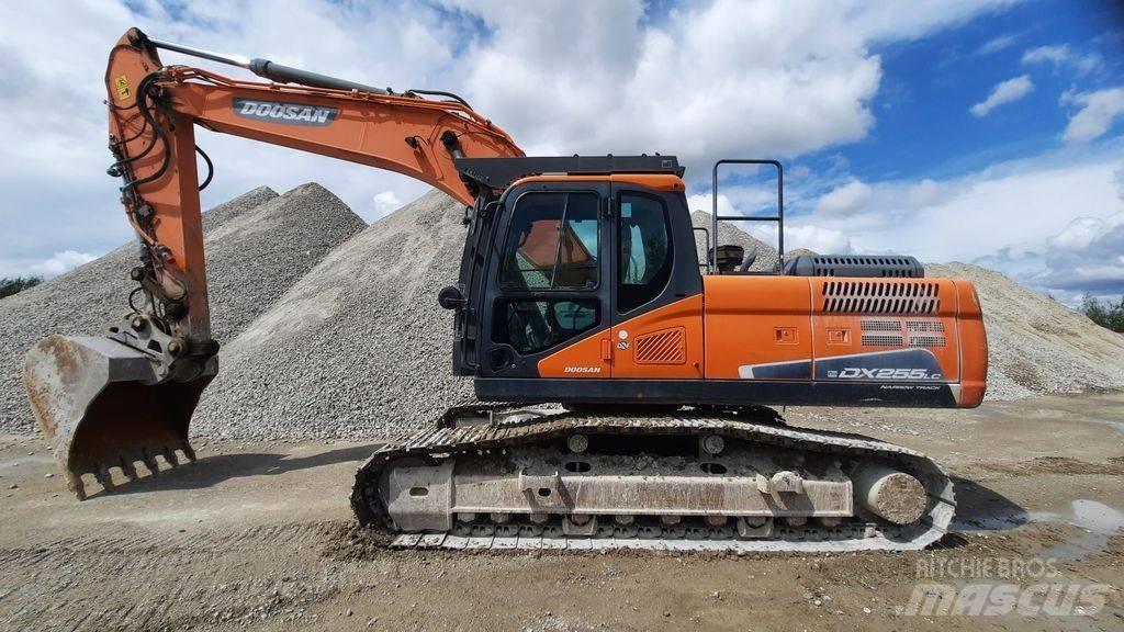 Doosan DX 255 LC-5 Gravemaskiner på larvebånd