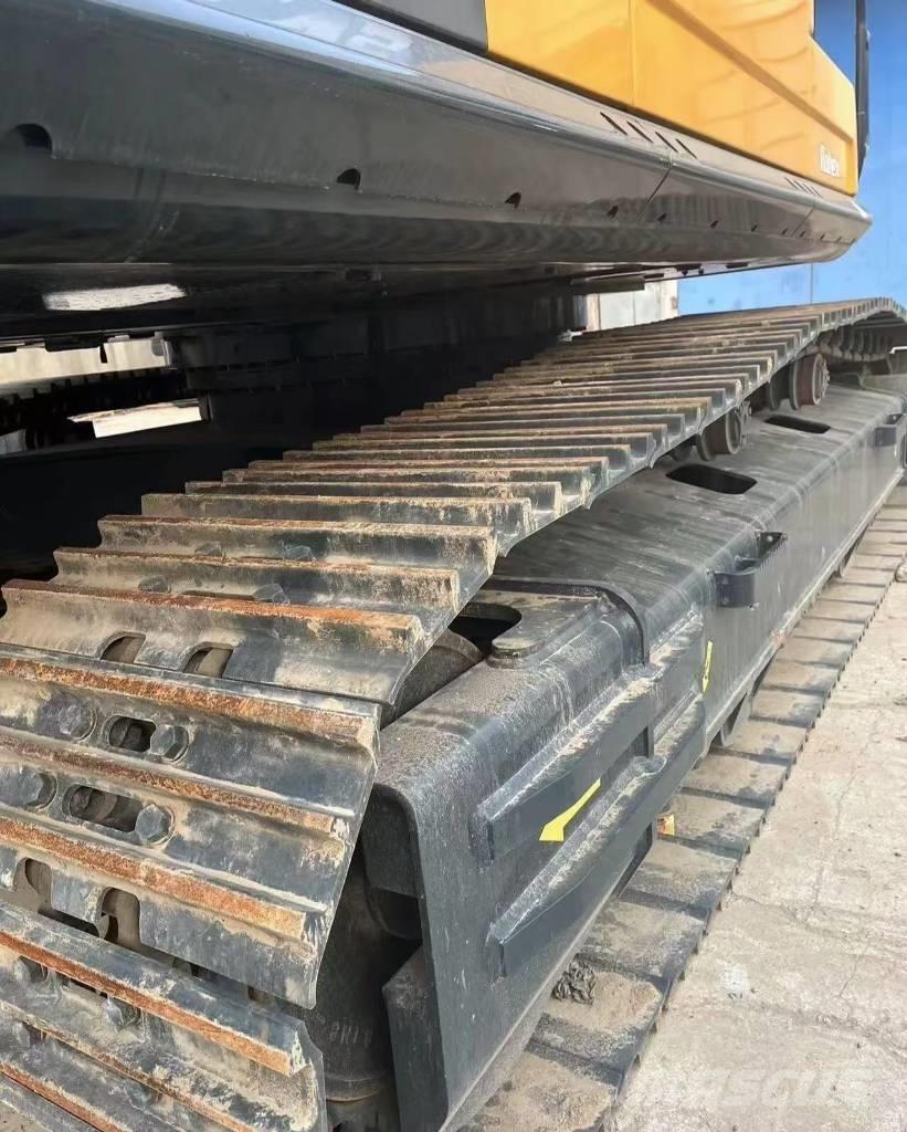 Hyundai 305LC Gravemaskiner på larvebånd