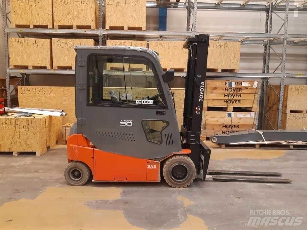 Toyota 8FBMT30 El gaffeltrucks