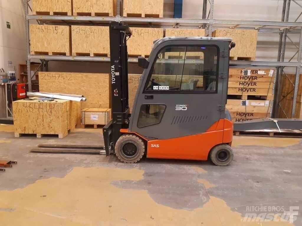 Toyota 8FBMT30 El gaffeltrucks
