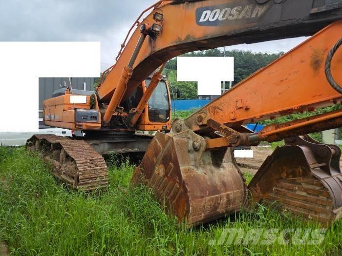 Doosan DX 520 LC Gravemaskiner på larvebånd