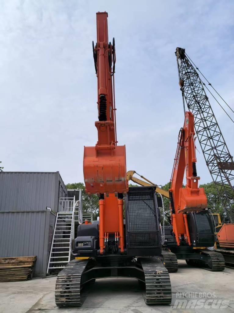 Hitachi ZX 200-3 G Gravemaskiner på larvebånd