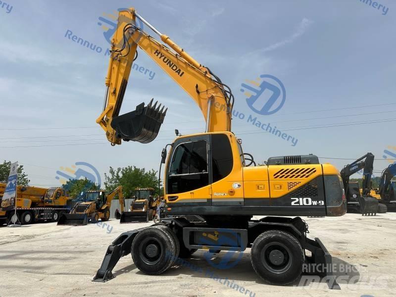 Hyundai R210W-9 Gravemaskiner på hjul