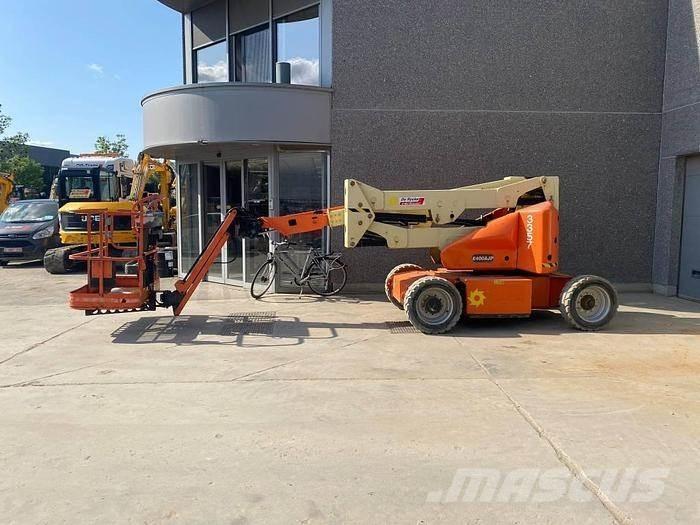 JLG E400AJP Bomlifte med knækarm