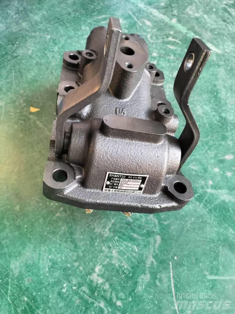 Shantui SD22 Gear