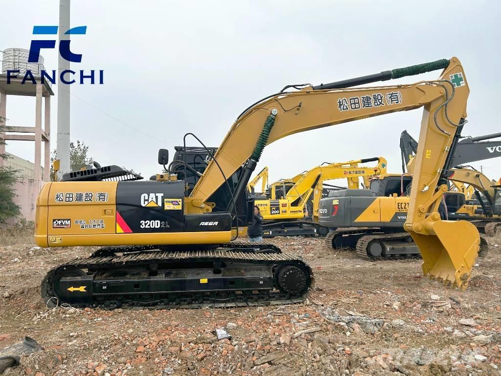 CAT 320d2 Gravemaskiner på larvebånd