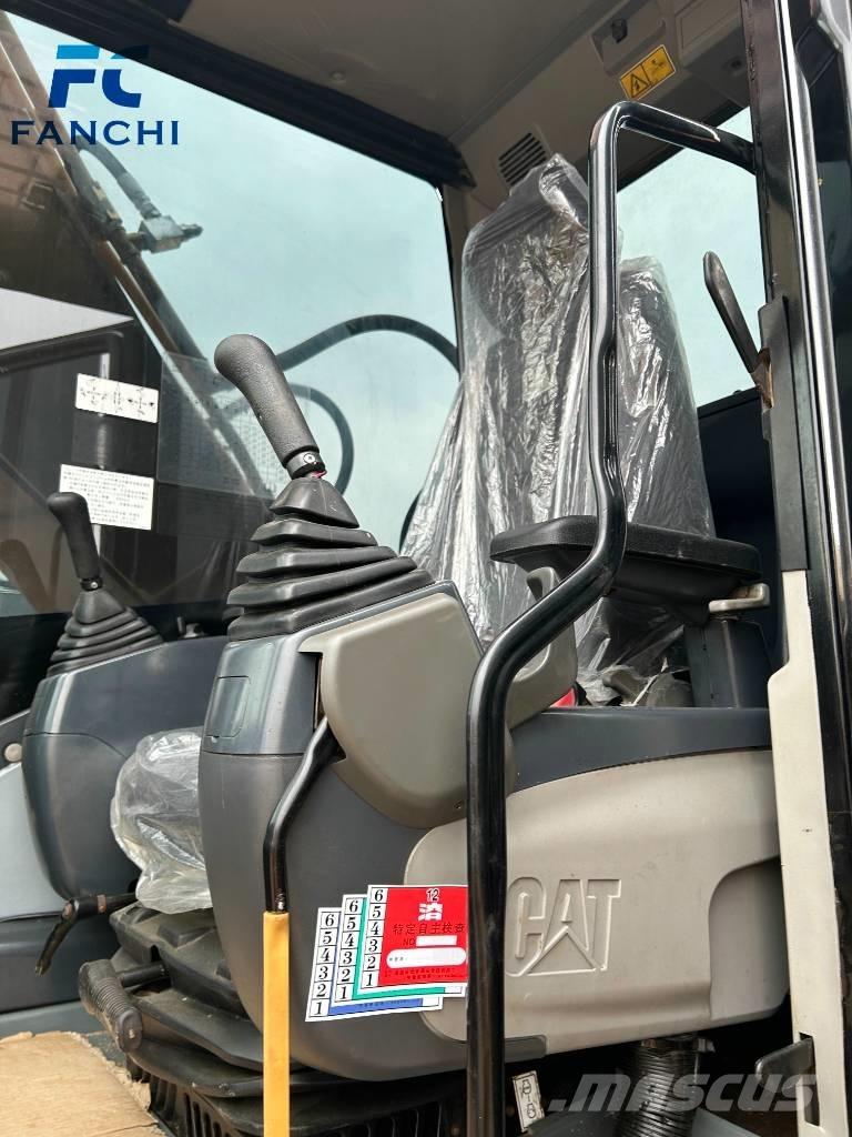 CAT 320d2 Gravemaskiner på larvebånd