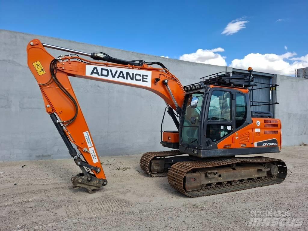 Doosan DX 140LC-5 Gravemaskiner på larvebånd