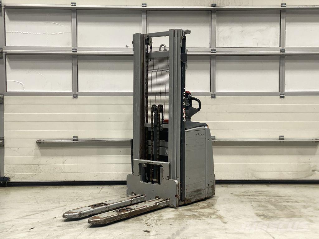 Still EXV14I Gaffelstabler med gående fører