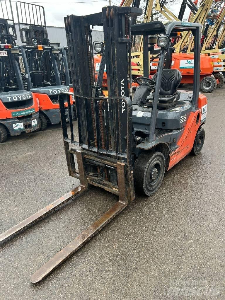 Toyota 02-8 FDF 25 Diesel gaffeltrucks