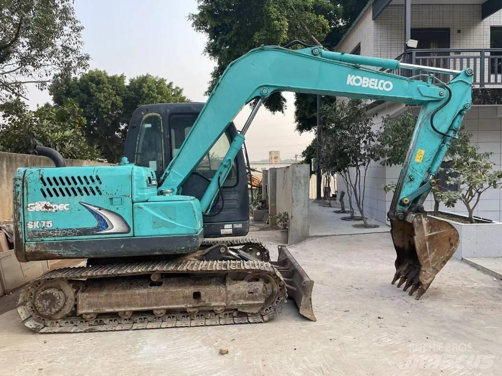 Kobelco SK 75 Gravemaskiner på larvebånd