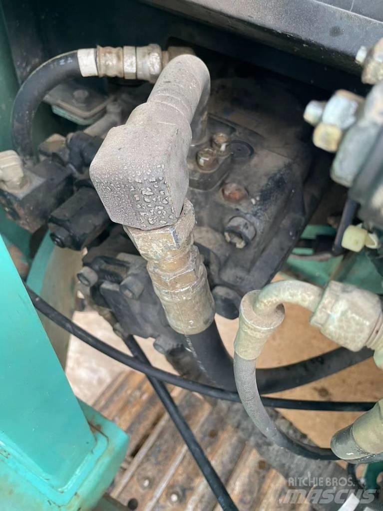 Kobelco SK 75 Gravemaskiner på larvebånd