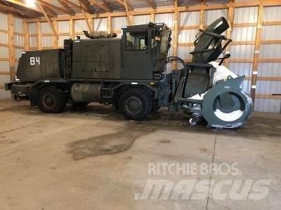 Oshkosh H2218 Entreprenør - Andet