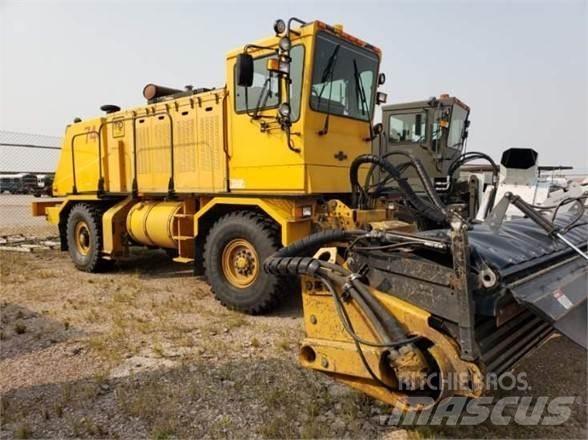 Oshkosh HB2718 Entreprenør - Andet