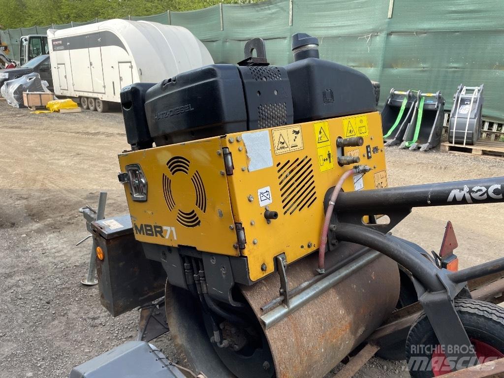 Mecalac MBR 71 Enkelt tromle