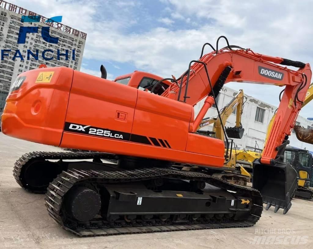 Doosan DX 225 LCA Gravemaskiner på larvebånd
