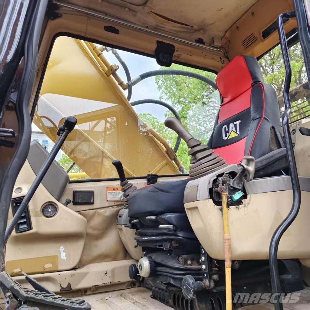 CAT 325 B L Gravemaskiner på larvebånd
