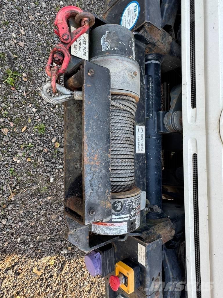 Mercedes-Benz unimog Lastbilmonterede lifte