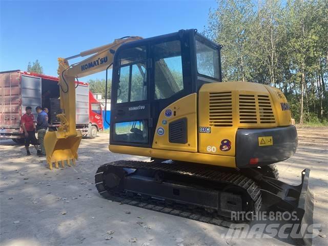 Komatsu PC60-8 Gravemaskiner på larvebånd