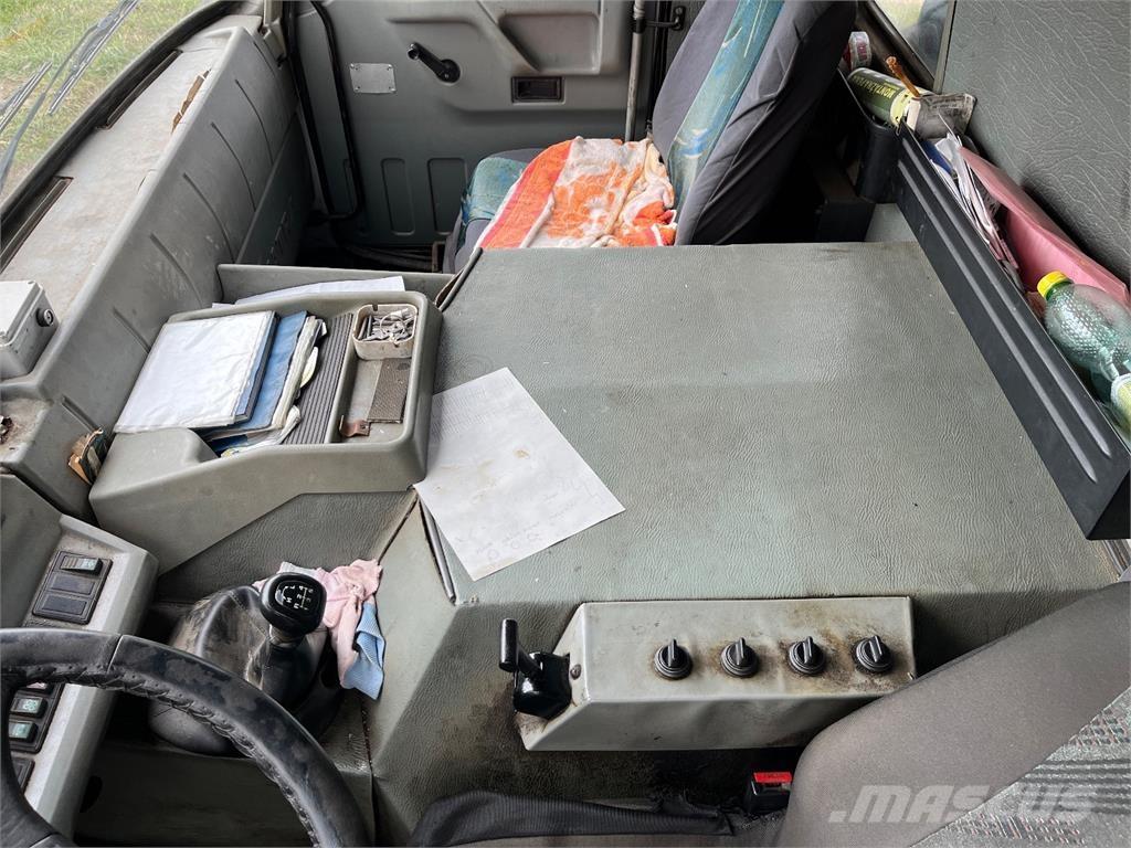 Tatra T 815 6X6 Lastbiler med tip