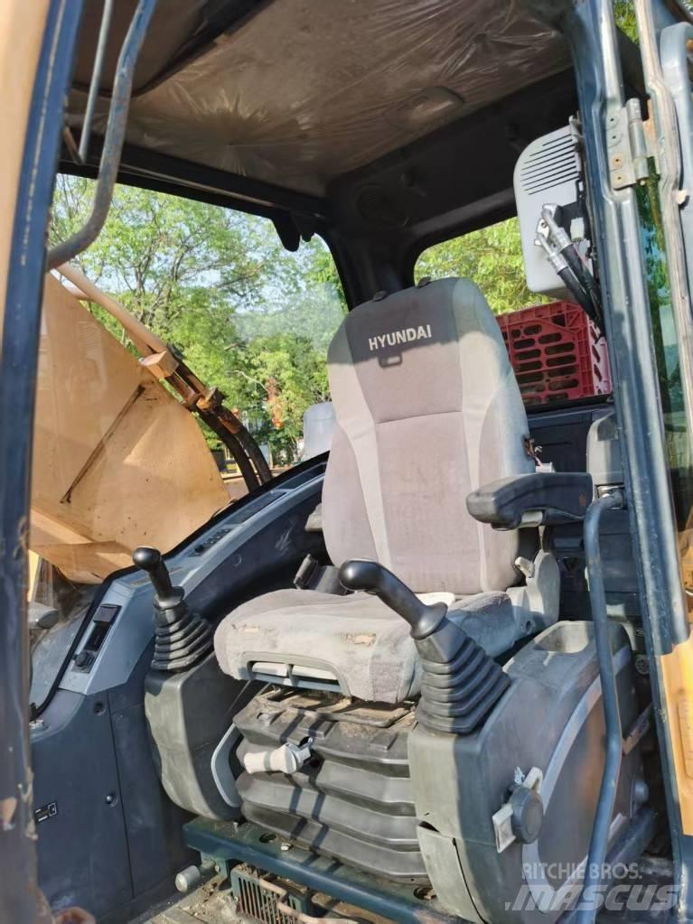Hyundai 330LC-9s Gravemaskiner på larvebånd