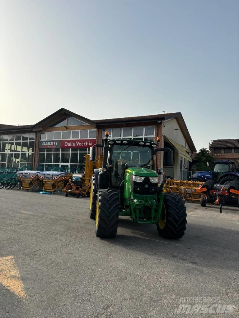 John Deere 6130 R Traktorer