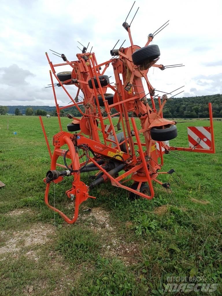 Kuhn GF 8702 River og høvendere