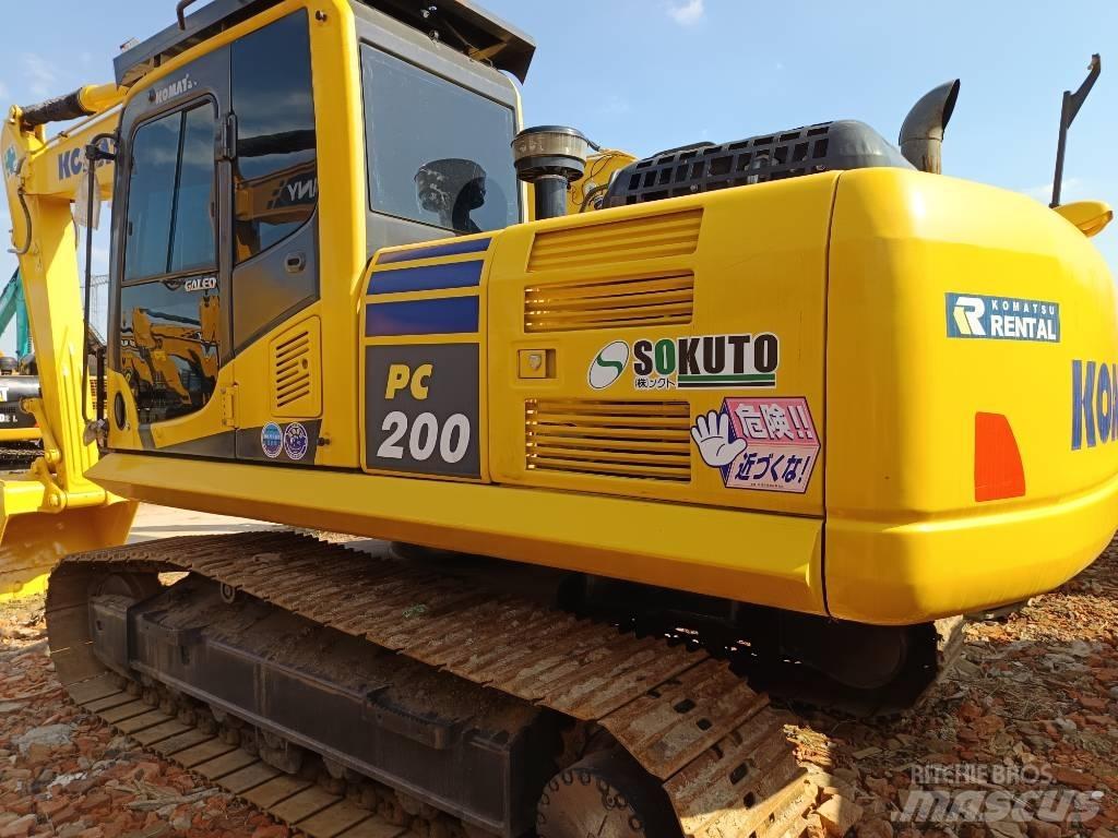 Komatsu PC200 Midi-gravemaskiner 7t - 12t