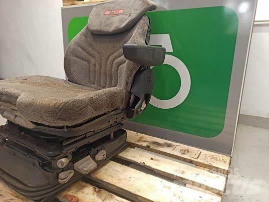 Valtra N 163 chair Kabiner og interiør
